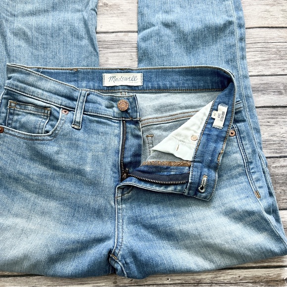 Madewell Light Wash High Riser Crop Jeans - Picture 10 of 11